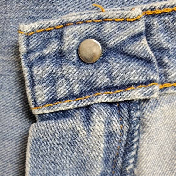 Vintage 70s/80s jean shorts - Picture 11 of 16